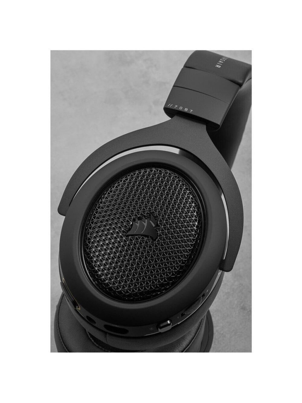 Corsair HS70 Bluetooth Gaming Headset in Black - Picture 8 of 13